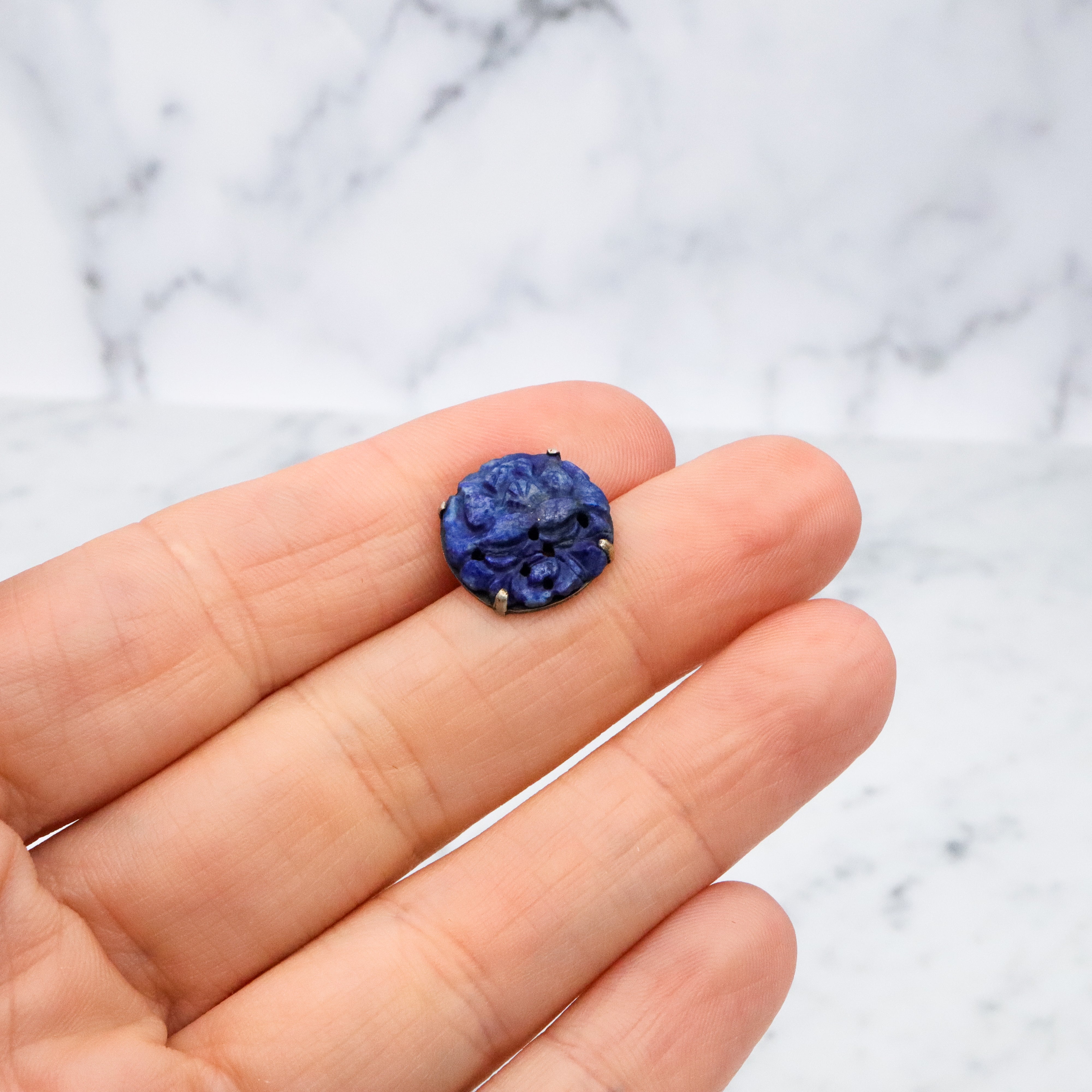 Antique Art Deco Chinese carved lapis silver button